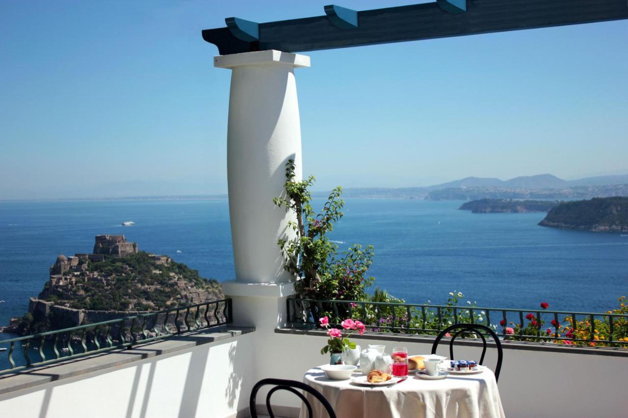 La Pergola Del Torchio Acomodação com café da manhã Ísquia Exterior foto